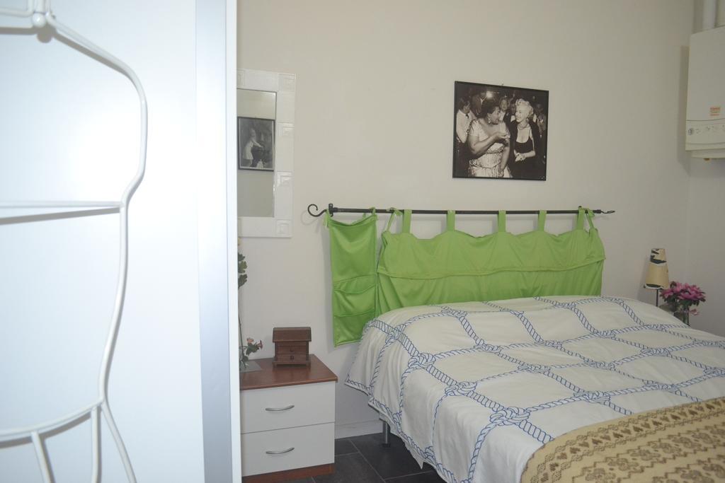 Appartamento Casa Lory Bologna Camera foto